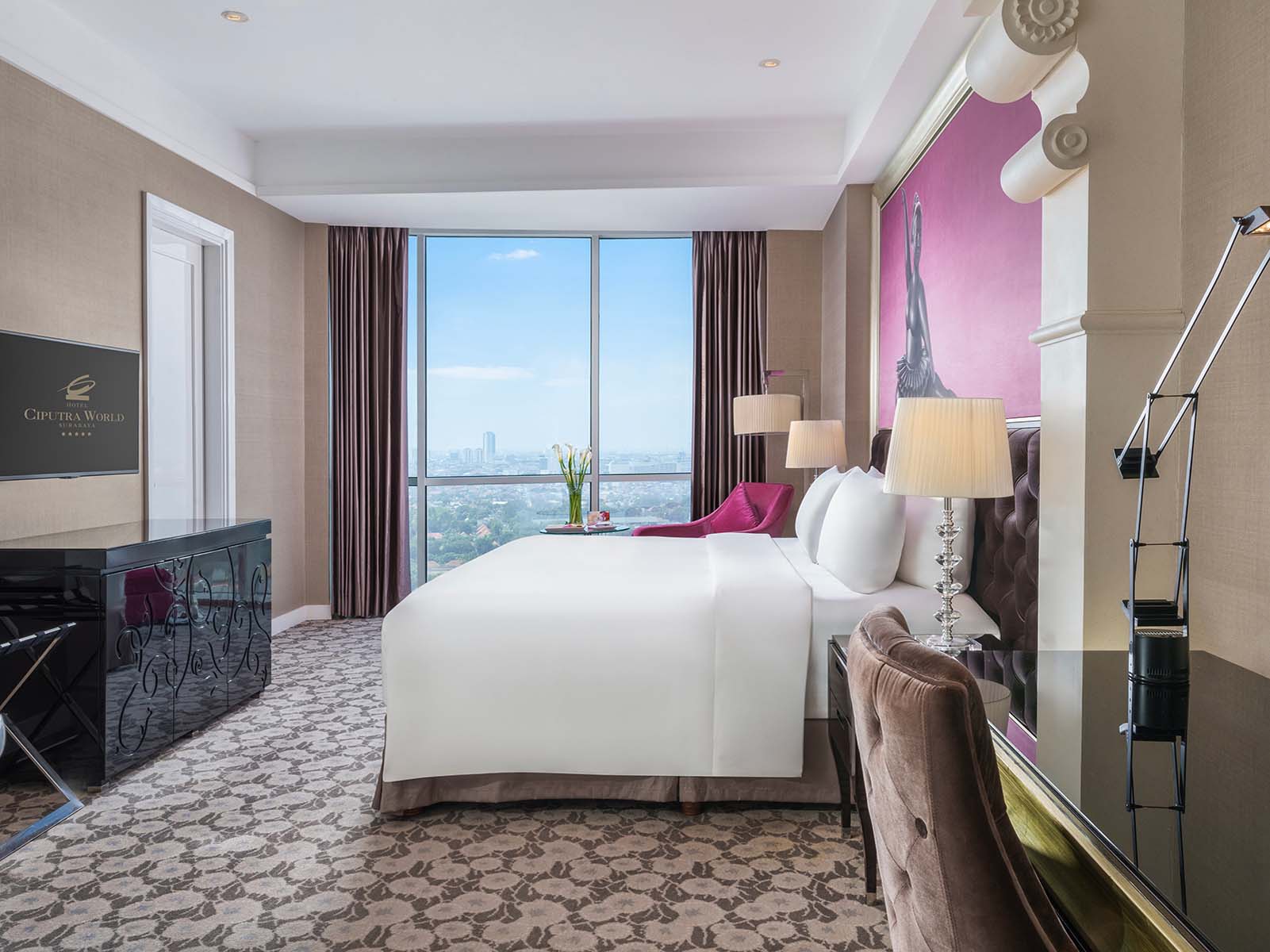 Hotel-Ciputra-World-Surabaya-Grand-Deluxe-Room-Hollywood-Twin-1